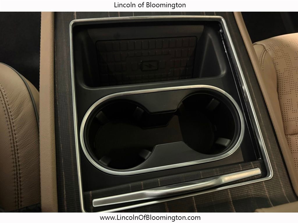 New 2025 Lincoln Navigator L Black Label image 75