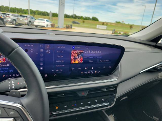 Used 2024 Buick Envision Preferred AWD/4WD image 12