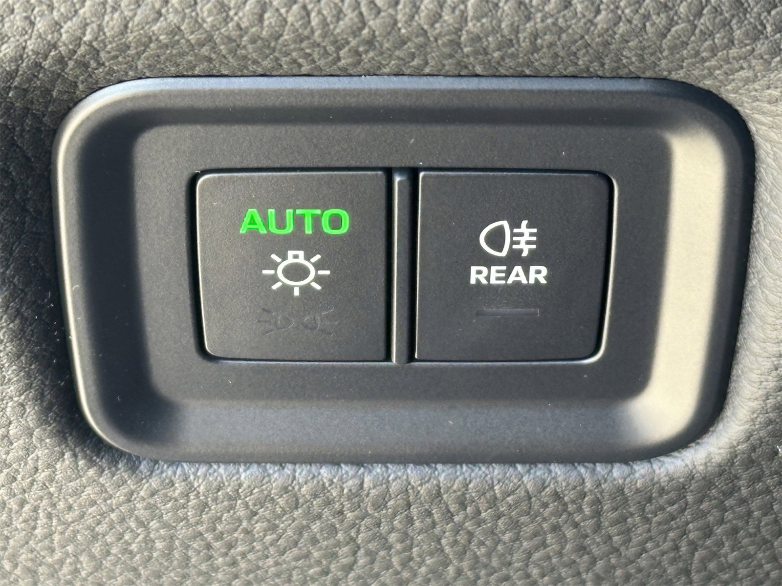 New 2026 Porsche Cayenne Coupe image 27