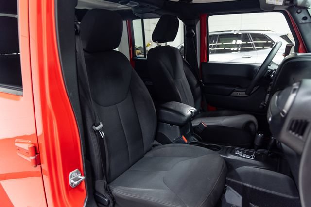 Used 2018 Jeep Wrangler Unlimited Sport w/ Trailer Tow Group AWD/4WD image 23