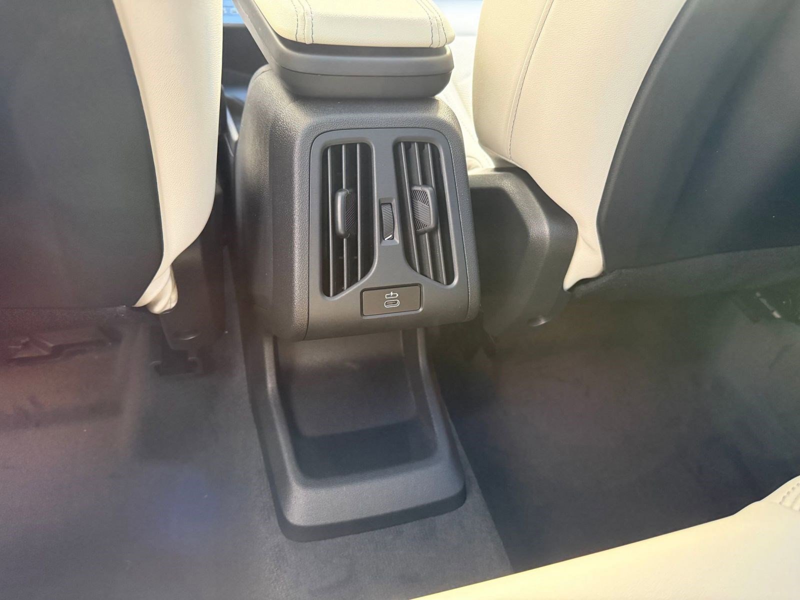 New 2026 BMW X1 xDrive28i w/ Convenience Package image 24