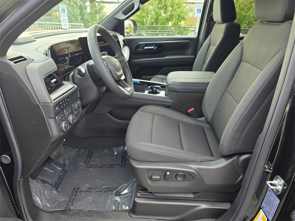 New 2025 Chevrolet Suburban LS w/ Max Trailering Package image 24