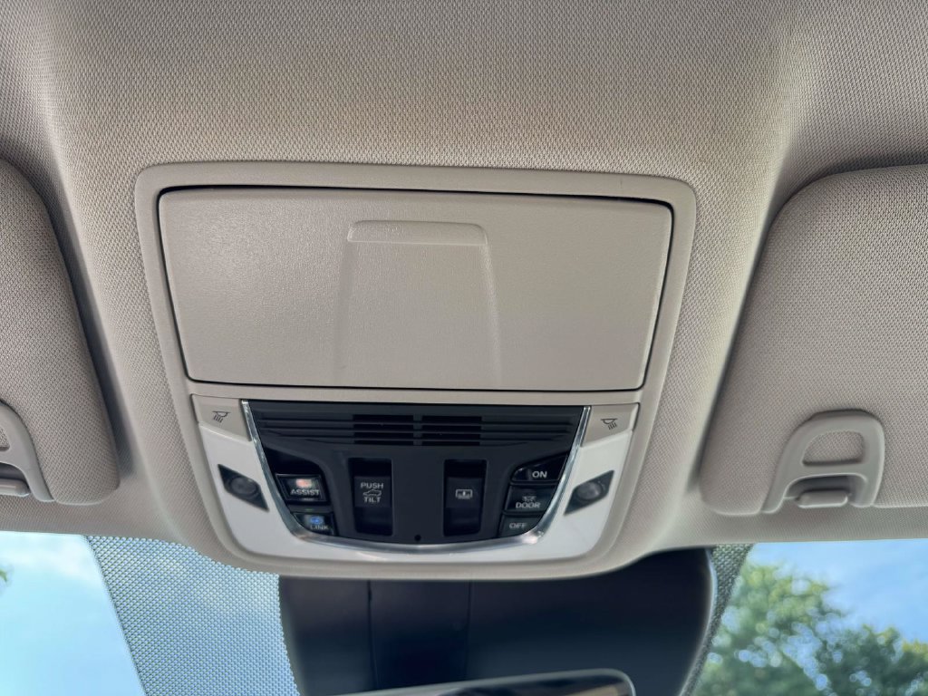 Certified 2020 Acura RDX w/ Technology Package FWD image 32