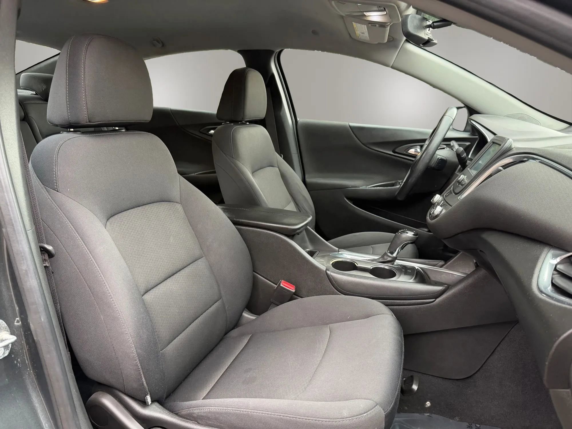 Used 2016 Chevrolet Malibu LT image 40