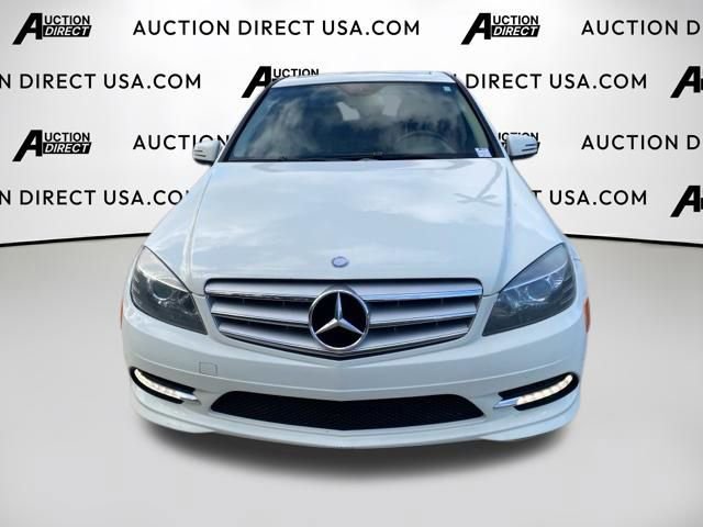 Used 2011 Mercedes-Benz C 300 4MATIC Sedan image 2