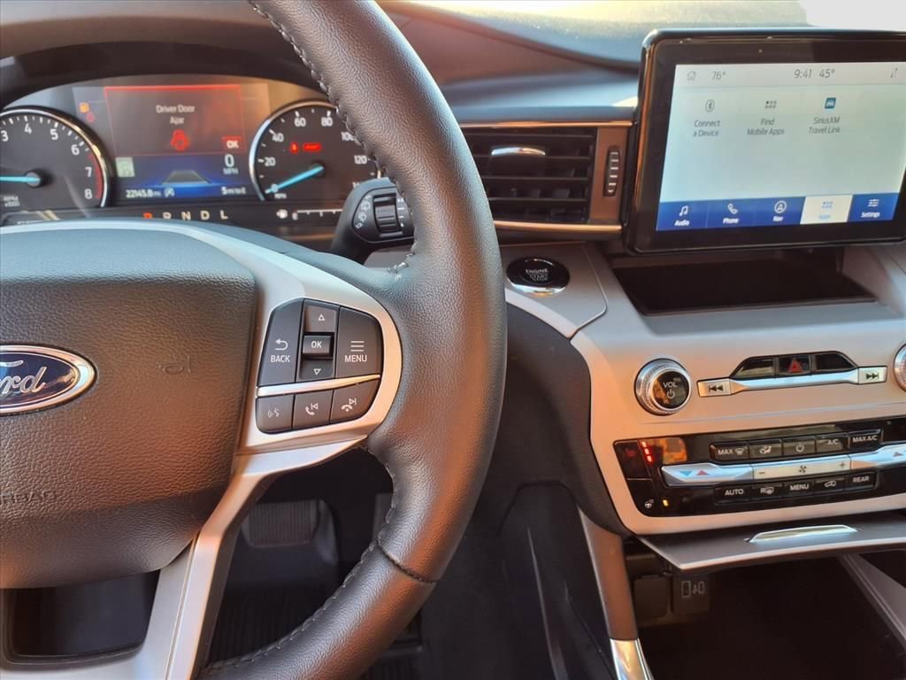 Used 2023 Ford Explorer XLT w/ Equipment Group 202A image 23