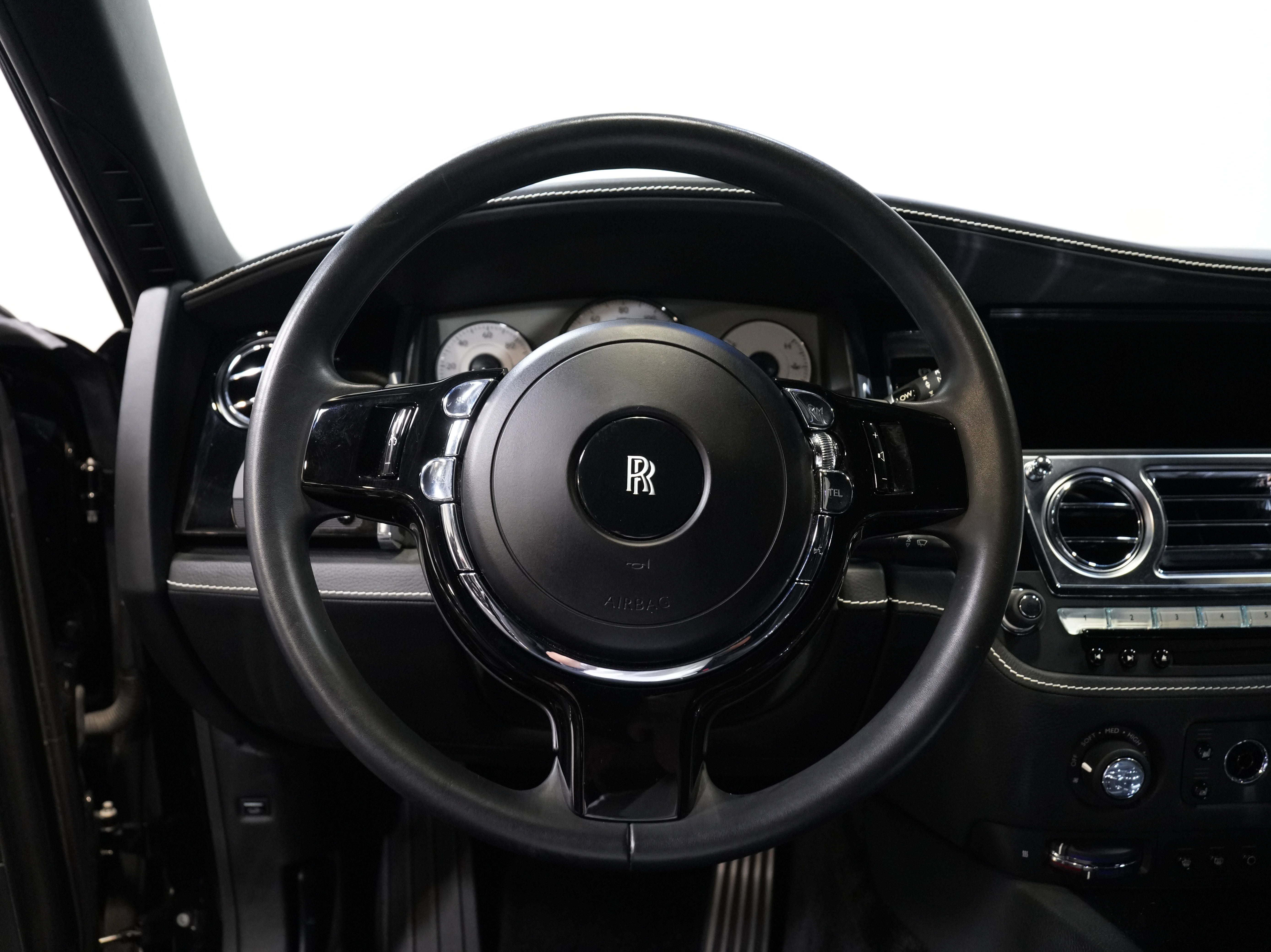 Used 2020 Rolls-Royce Ghost RWD image 46