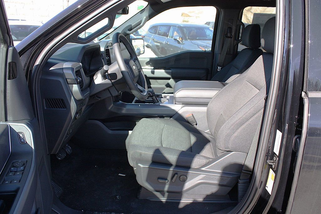 New 2026 Ford F150 XLT w/ Equipment Group 302A MID AWD/4WD image 14