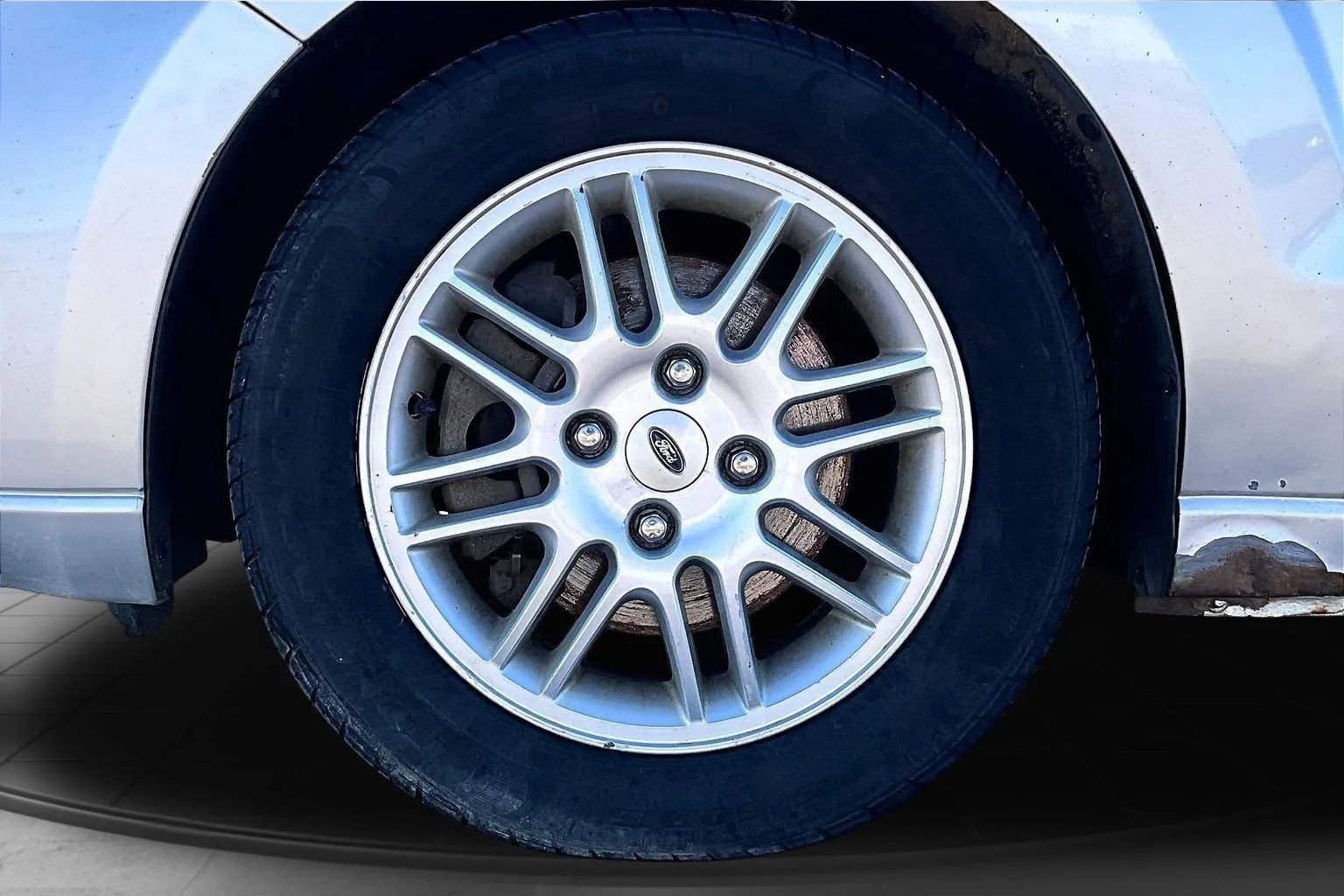 Used 2010 Ford Focus SE FWD image 37