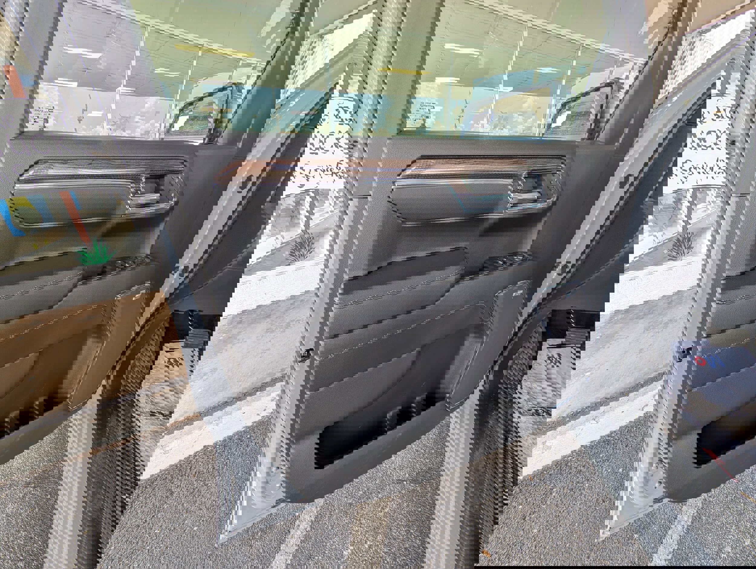 Used 2024 Chevrolet Silverado 1500 LT Trail Boss w/ Convenience Package II image 15