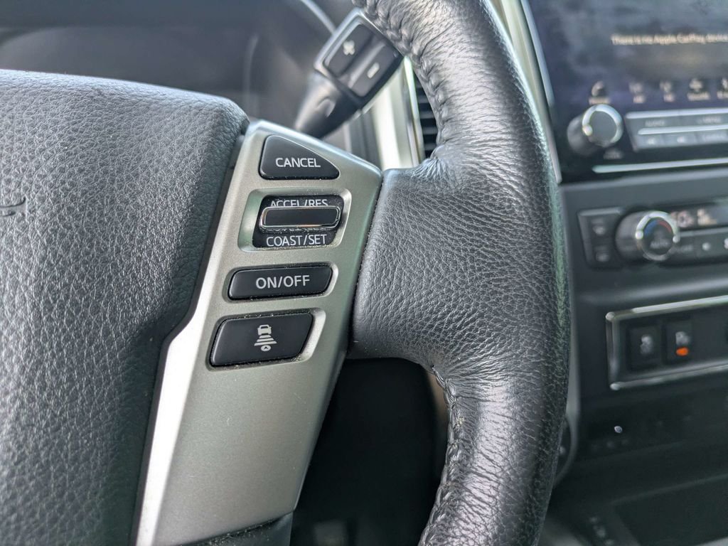 Used 2021 Nissan Titan SV w/ SV Convenience Package AWD/4WD image 27