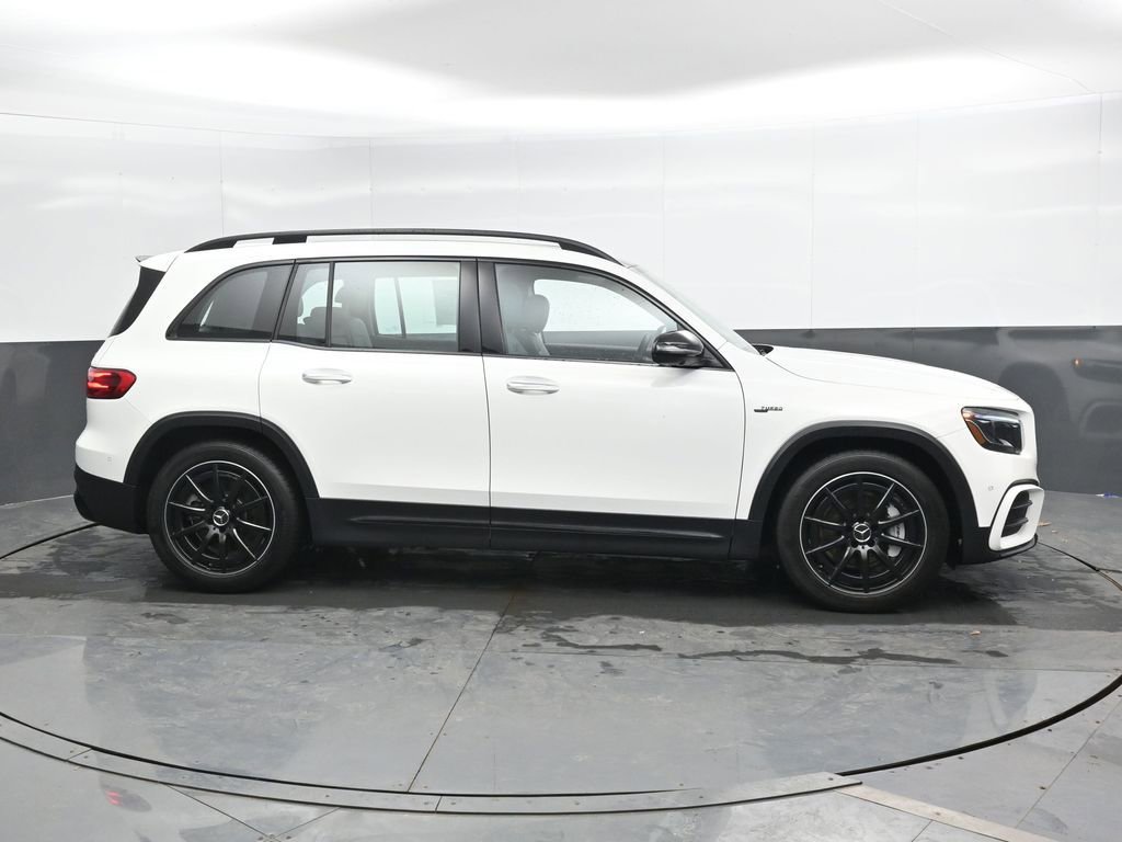 Used 2025 Mercedes-Benz GLB 35 AMG 4MATIC image 3