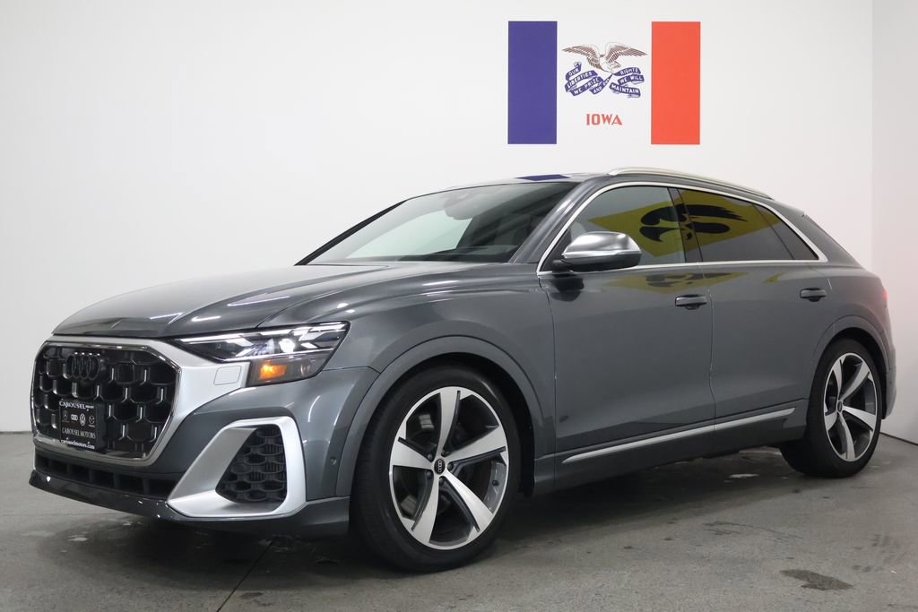 Used 2024 Audi SQ8 Prestige w/ Prestige Package image 8