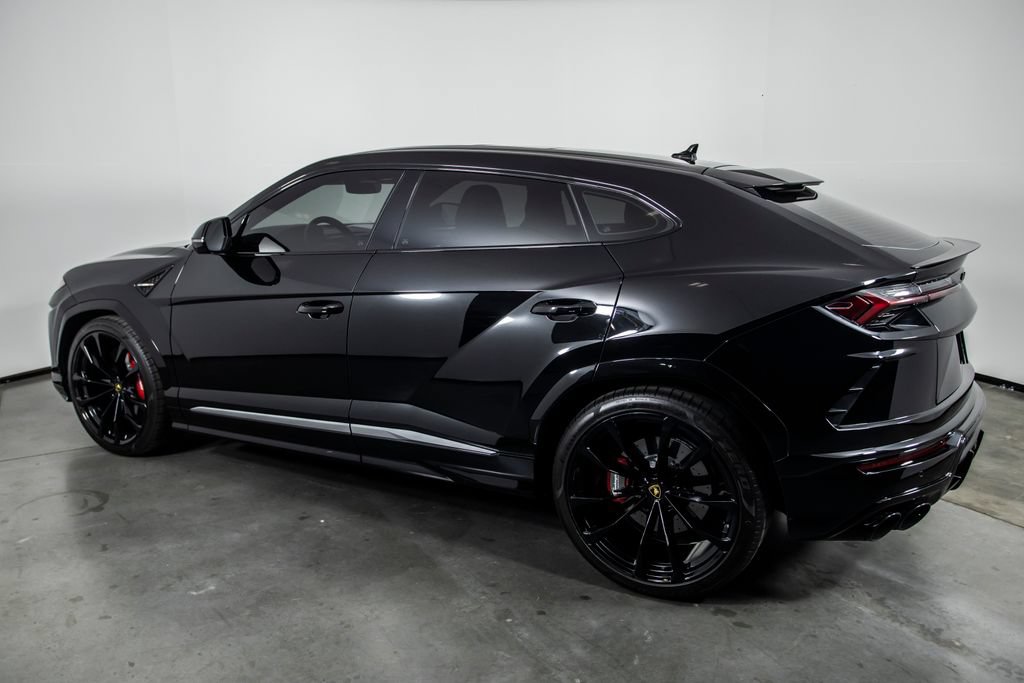 Used 2021 Lamborghini Urus AWD/4WD image 15
