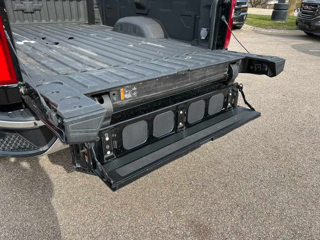 Certified 2022 Chevrolet Silverado 3500 LTZ w/ LTZ Premium Package image 18