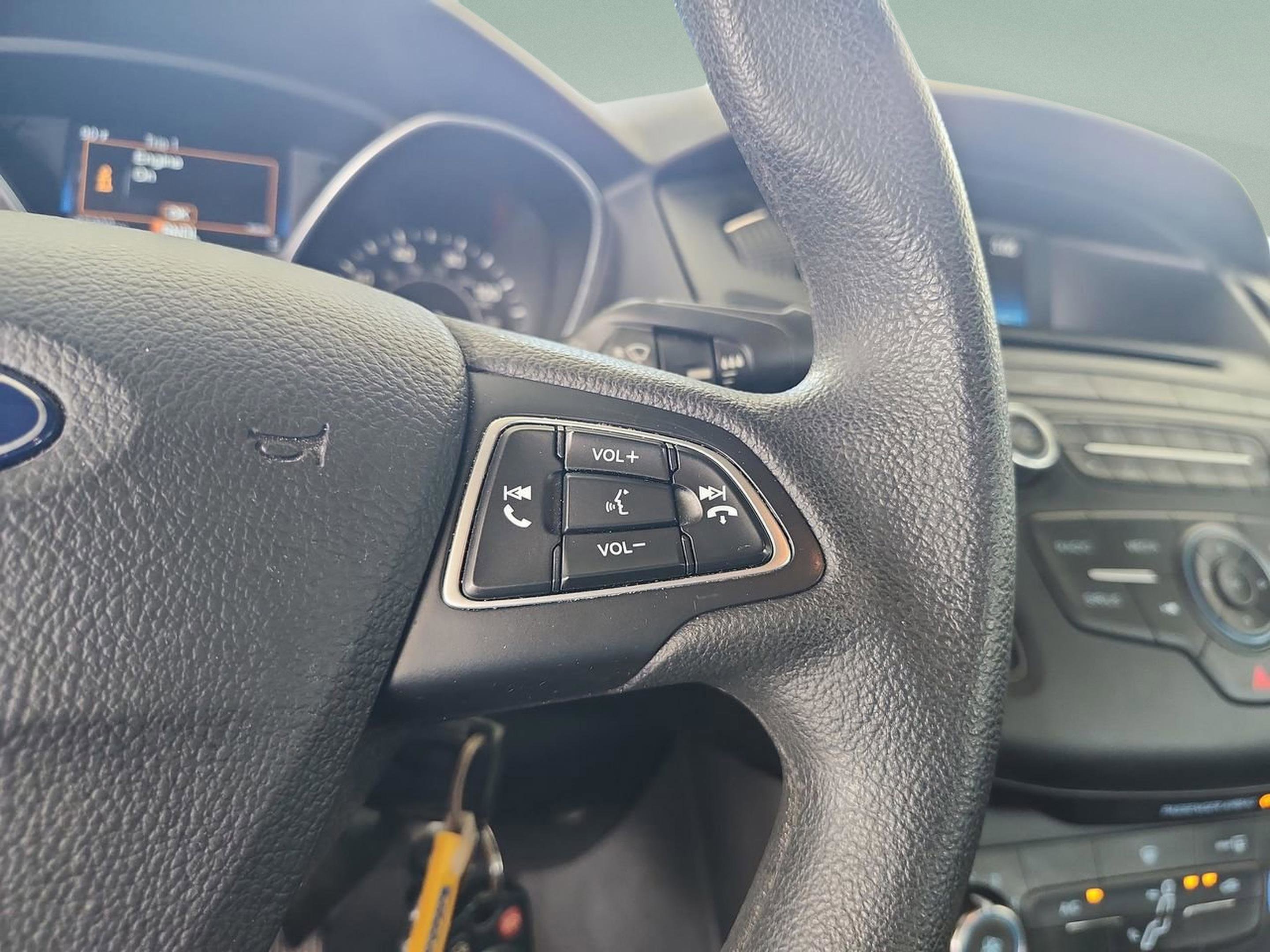 Used 2017 Ford Focus SE FWD image 23