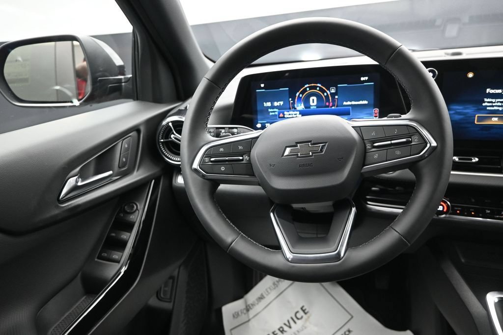 New 2026 Chevrolet Equinox LT w/ Convenience Package II FWD image 14