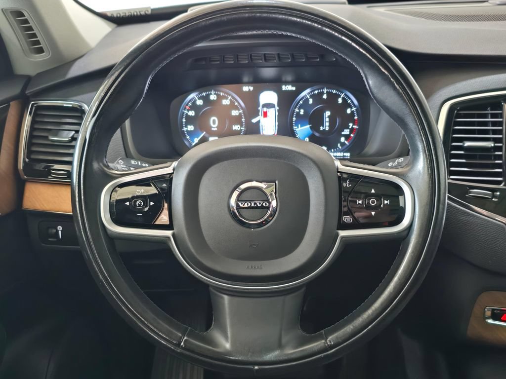 Used 2021 Volvo XC90 T6 Momentum w/ Advanced Package AWD/4WD image 10
