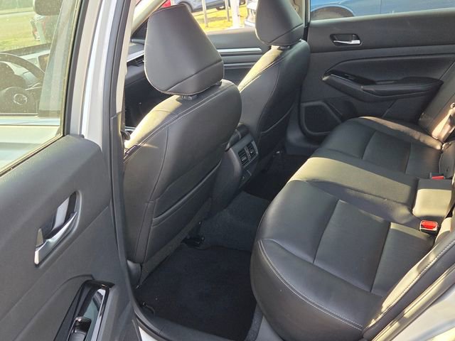 Used 2021 Nissan Altima 2.5 Platinum image 12