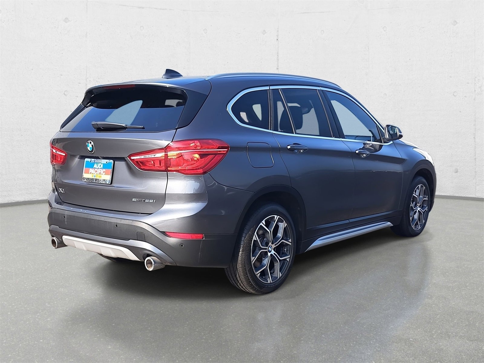 Used 2020 BMW X1 sDrive28i image 5