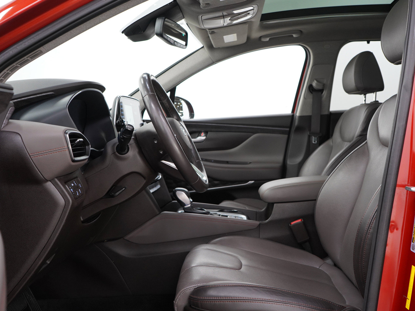 Used 2020 Hyundai Santa Fe Limited AWD/4WD image 25