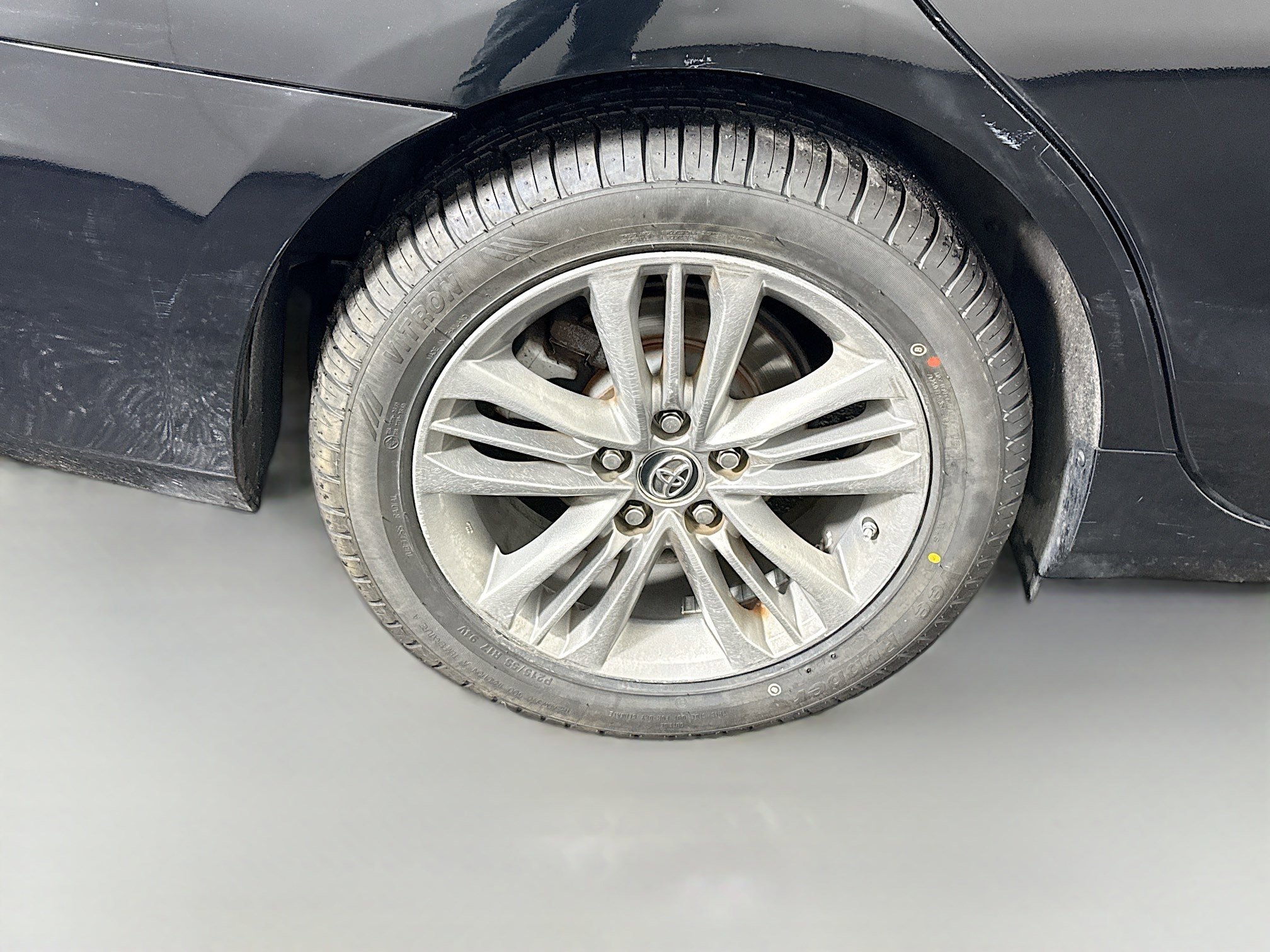 Used 2016 Toyota Camry SE image 32