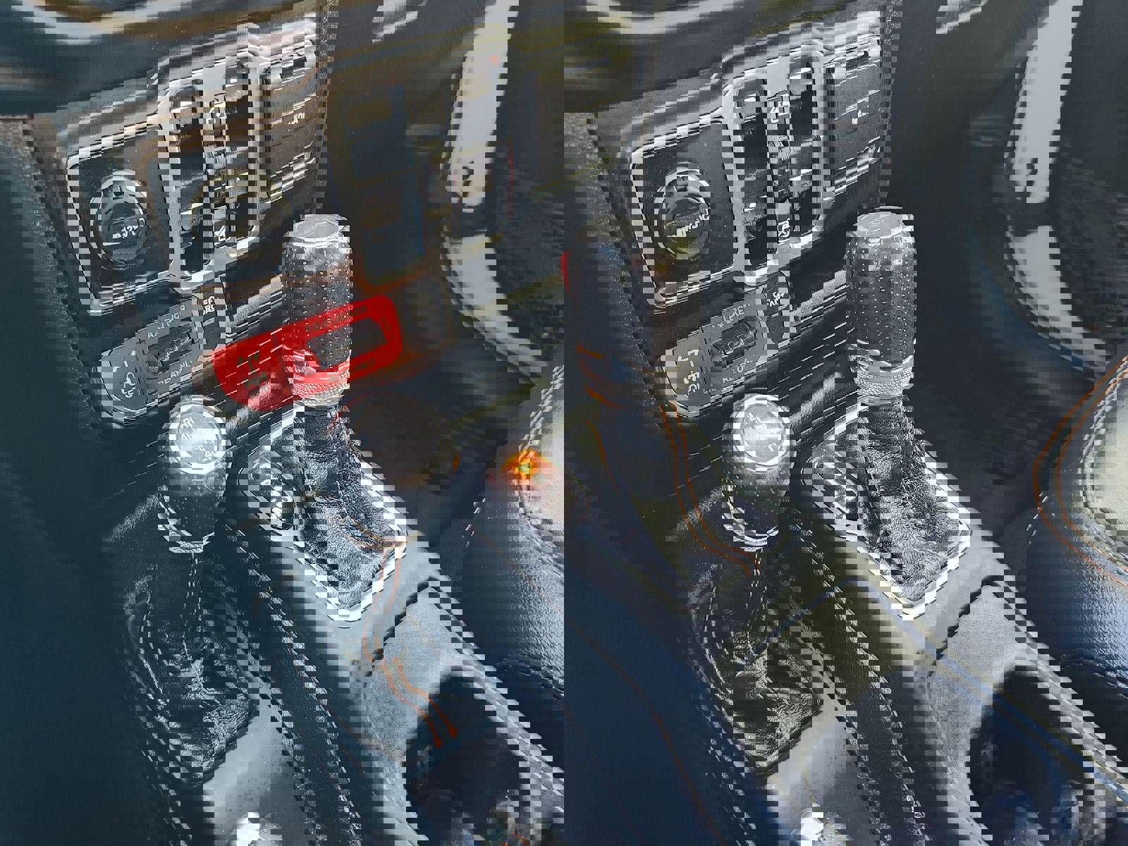 Used 2021 Jeep Gladiator Mojave image 16