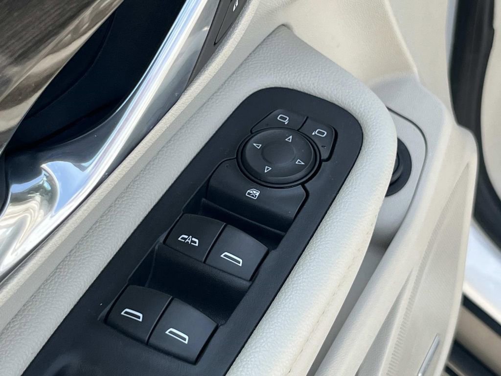 Used 2019 GMC Terrain Denali w/ Driver Alert Package II AWD/4WD image 24