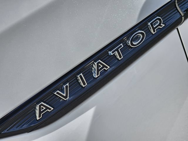 Certified 2025 Lincoln Aviator Black Label w/ Black Label Special Edition AWD/4WD image 19