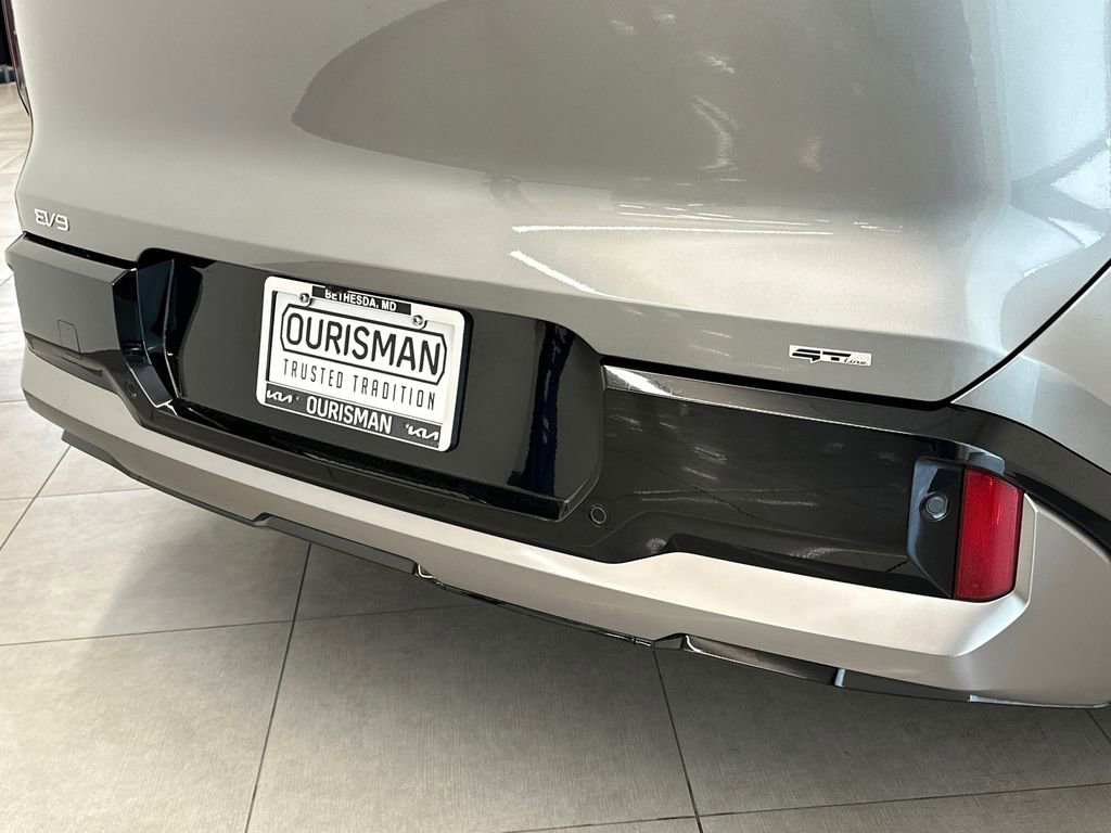 Certified 2024 Kia EV9 GT-Line image 5