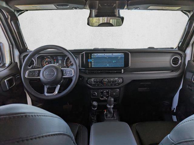 Used 2026 Jeep Wrangler Unlimited Sahara AWD/4WD image 18