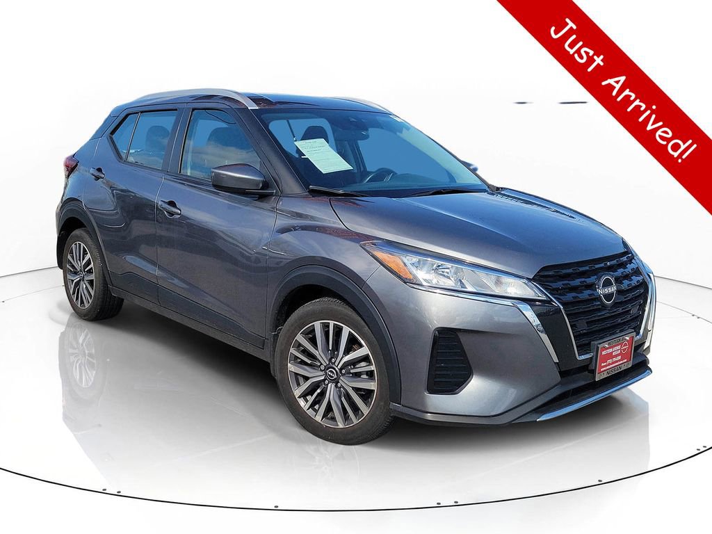 Used 2024 Nissan Kicks SV