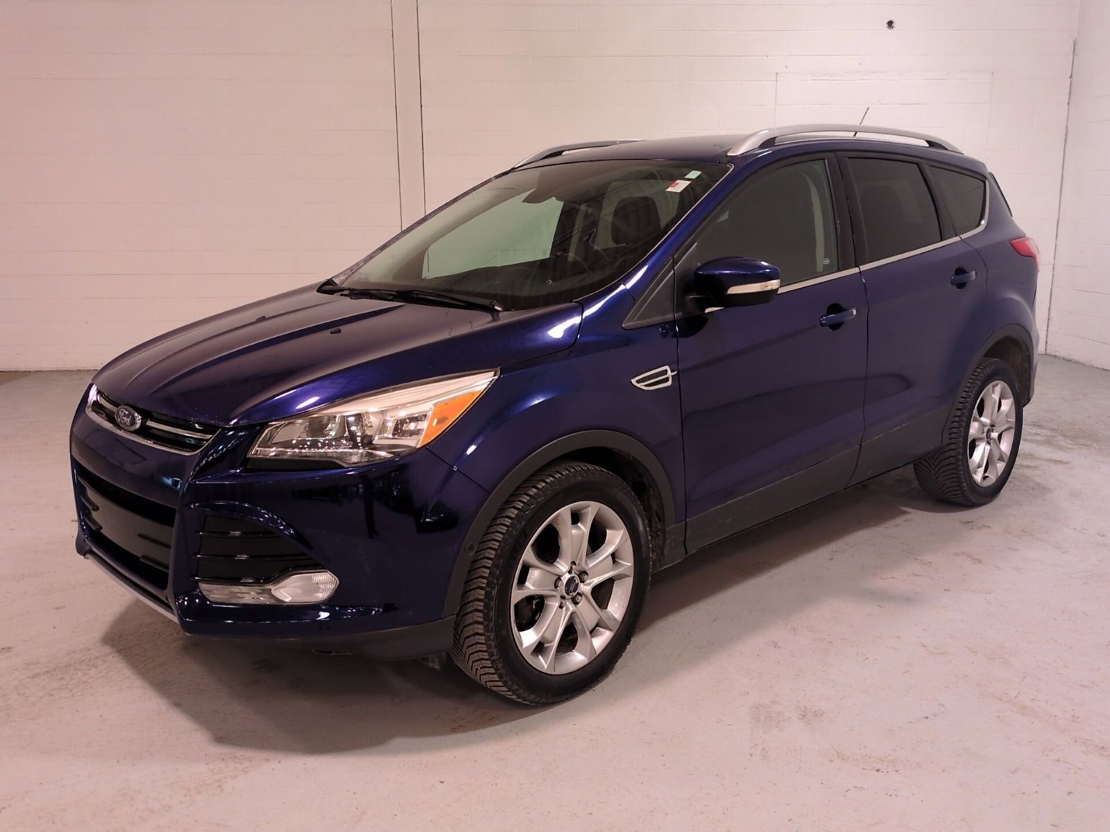 Used 2015 Ford Escape Titanium w/ Equipment Group 301A image 8