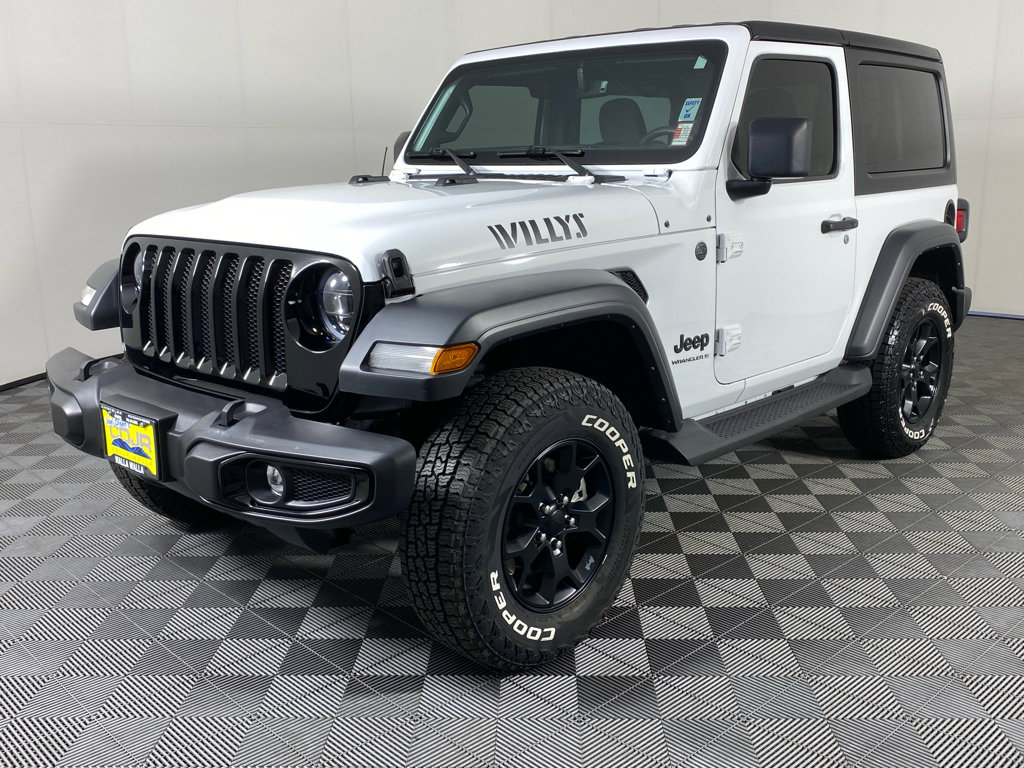 Used 2023 Jeep Wrangler Sport AWD/4WD image 3