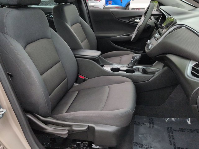 Used 2023 Chevrolet Malibu LT FWD image 18