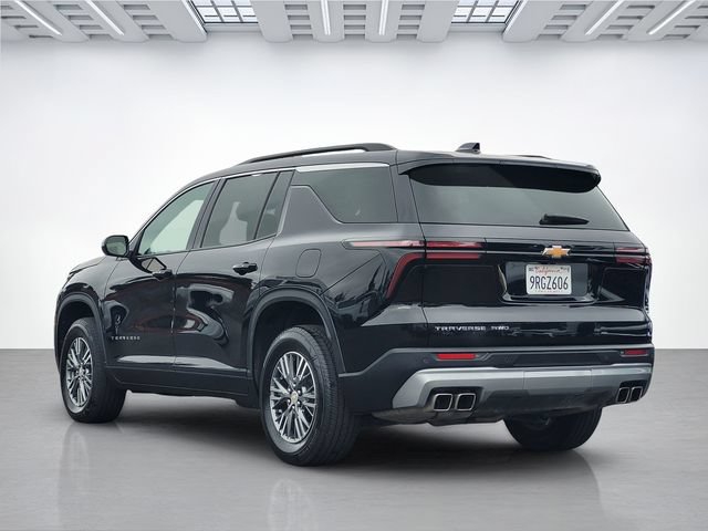 Used 2025 Chevrolet Traverse LT AWD/4WD image 6