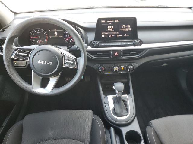 Certified 2023 Kia Forte LXS w/ LXS Technology Package FWD image 10