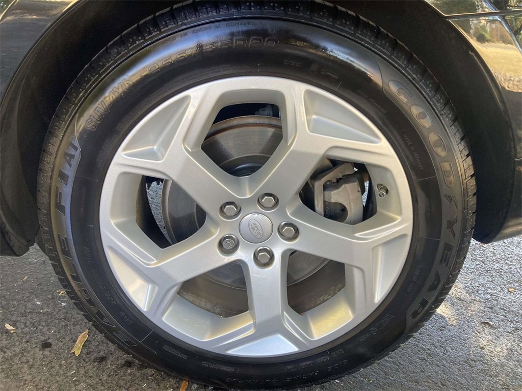 Used 2018 Land Rover Range Rover Sport HSE image 7