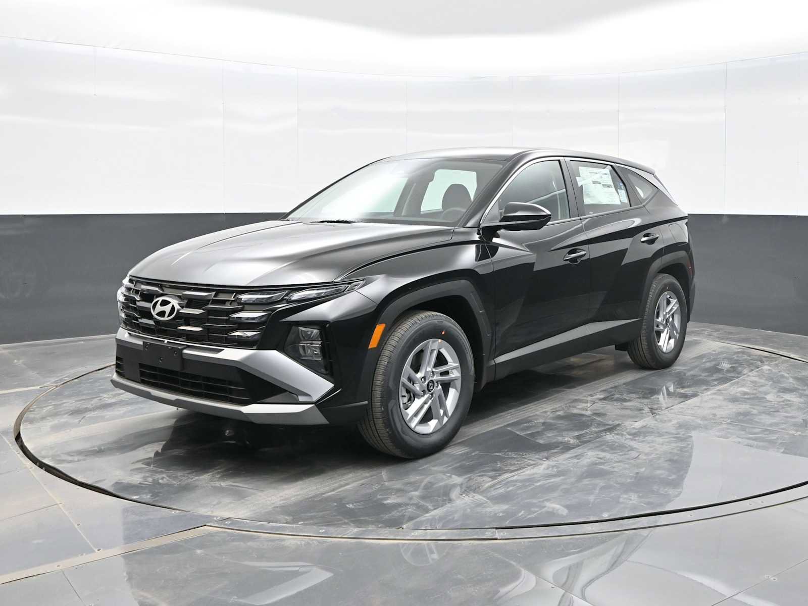 New 2026 Hyundai Tucson SE