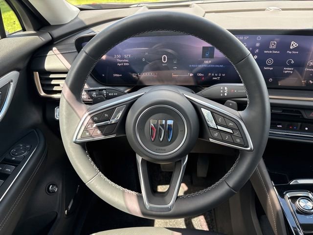 Used 2025 Buick Envision Avenir AWD/4WD image 21