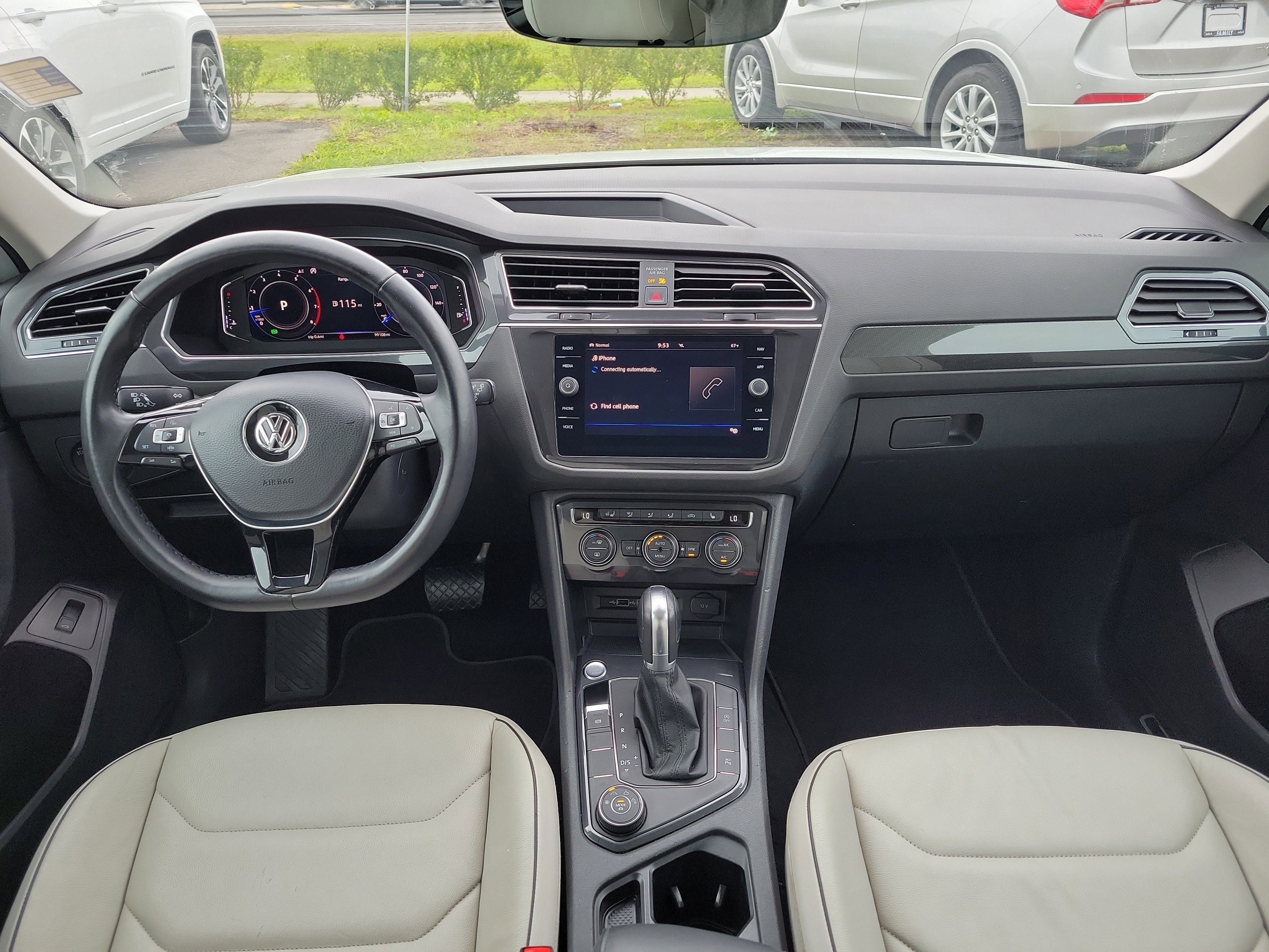 Used 2019 Volkswagen Tiguan SEL Premium image 18