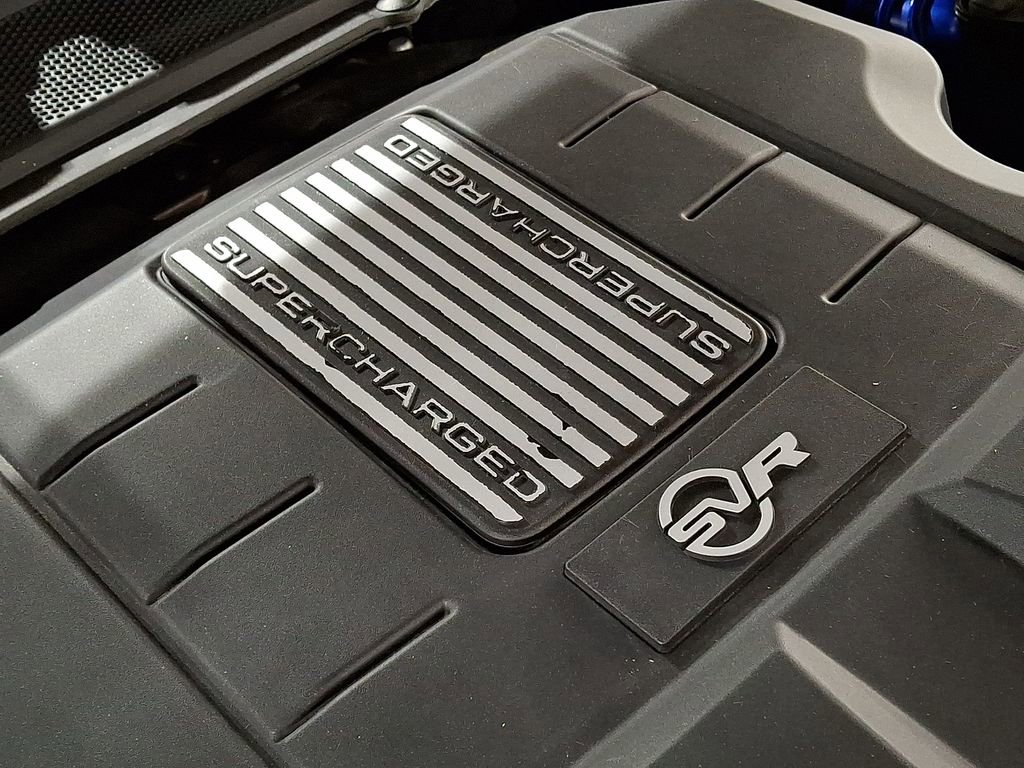 Used 2019 Land Rover Range Rover Sport SVR AWD/4WD image 28