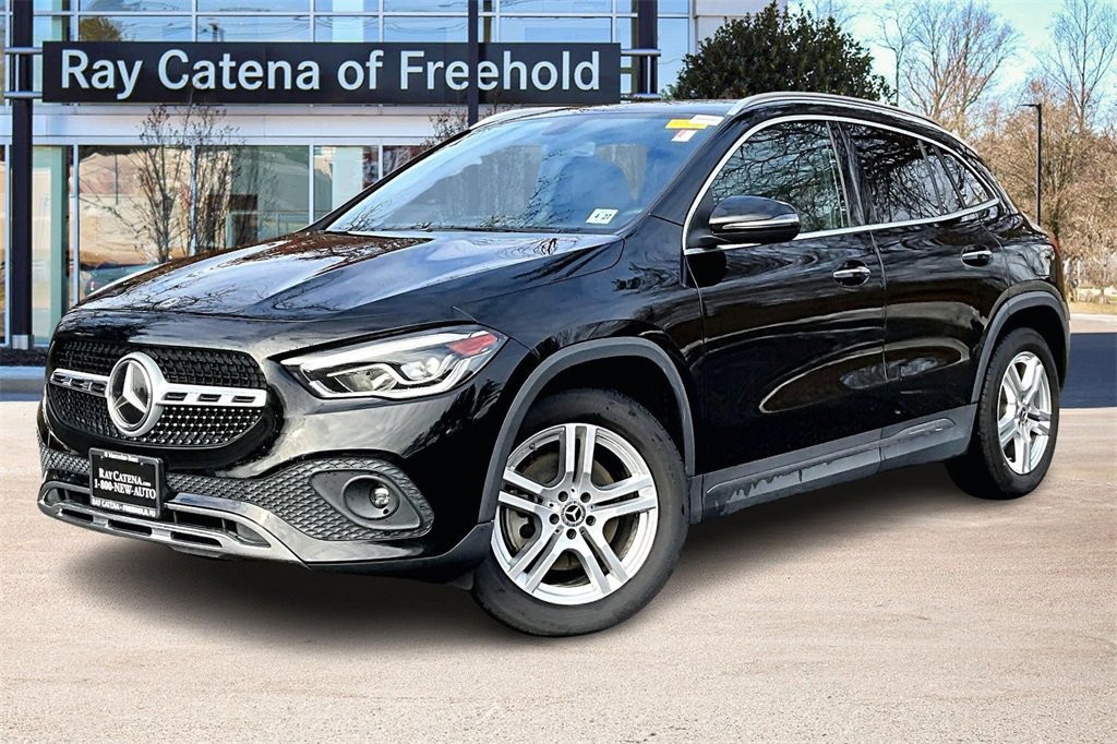 Used 2022 Mercedes-Benz GLA 250 4MATIC image 1