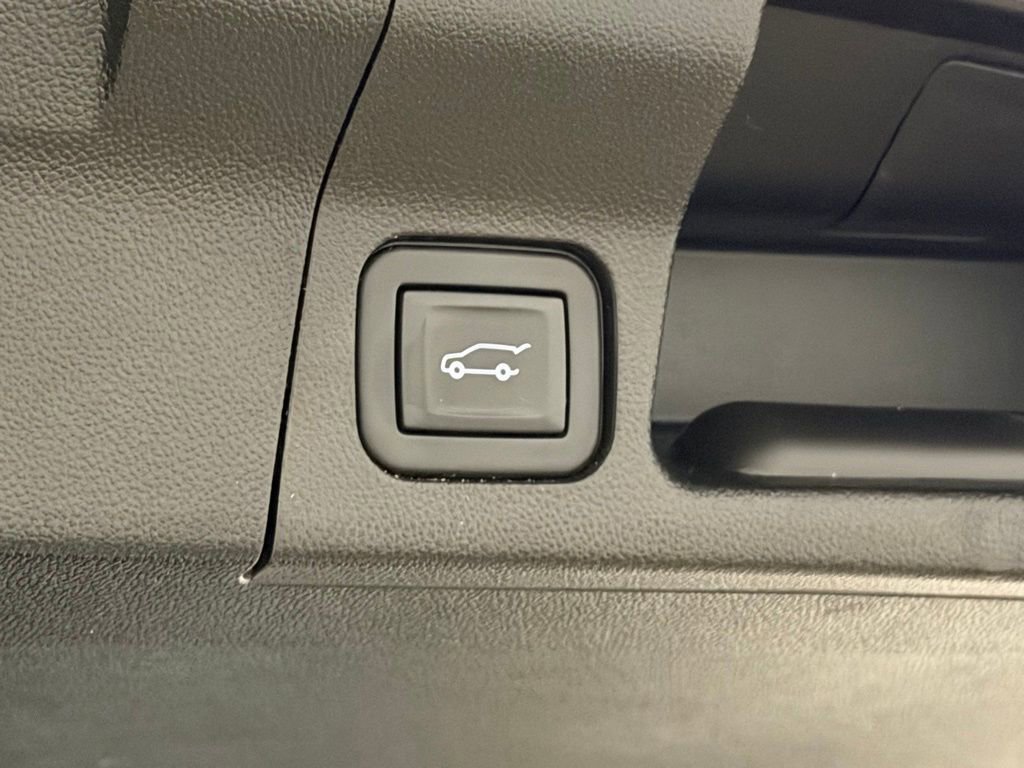 Certified 2021 GMC Acadia Denali w/ Denali Technology Package image 37