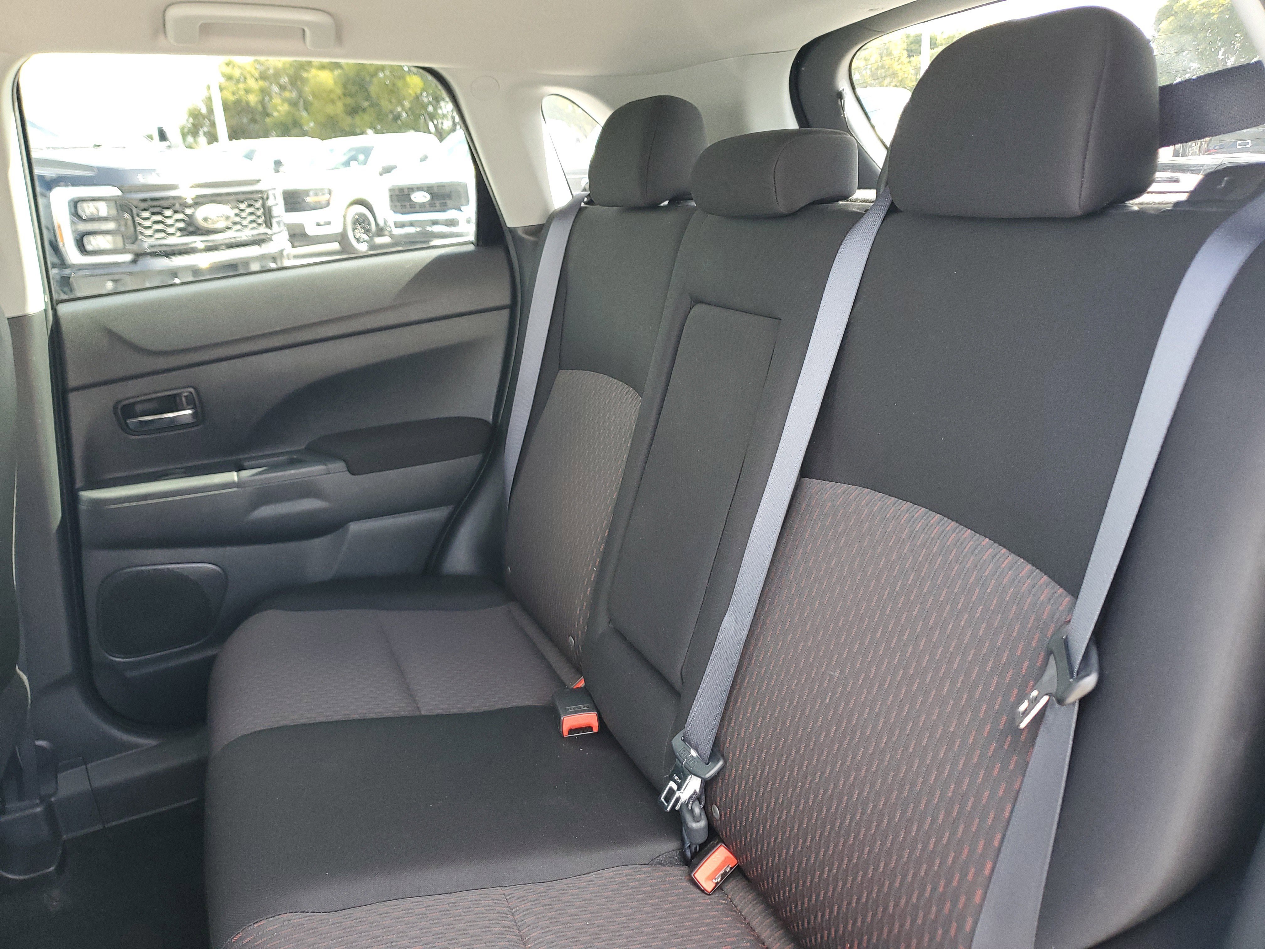 Used 2019 Mitsubishi Outlander Sport LE image 12