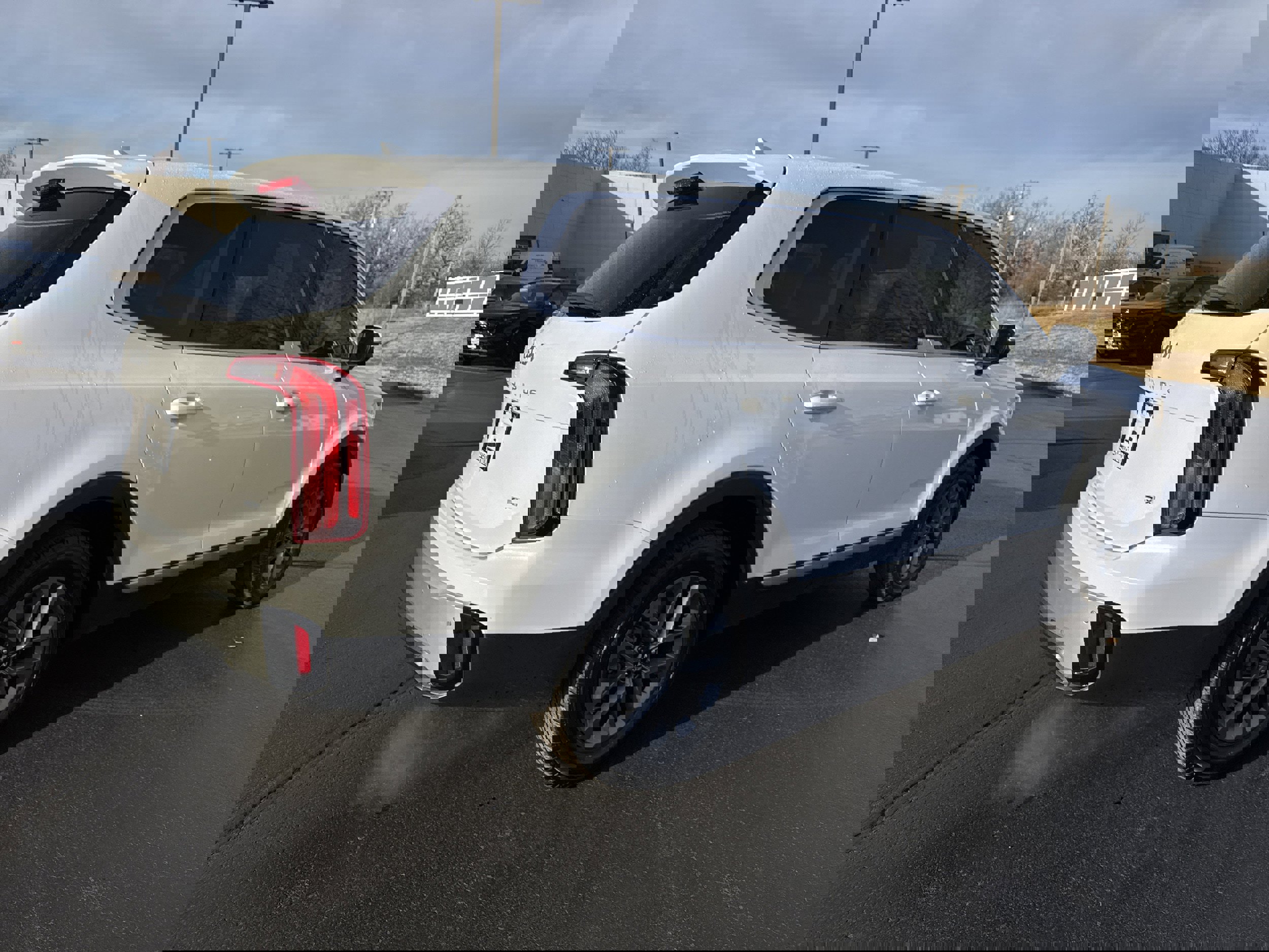 Used 2024 Kia Telluride LX image 4