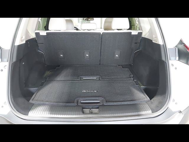 Used 2023 Nissan Rogue SL AWD/4WD image 21