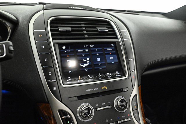 Used 2019 Lincoln Nautilus Reserve image 16