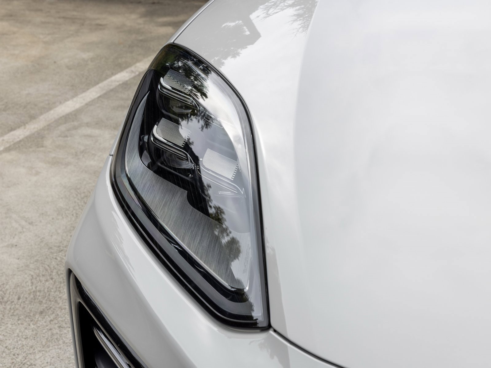 New 2026 Porsche Cayenne Coupe image 16