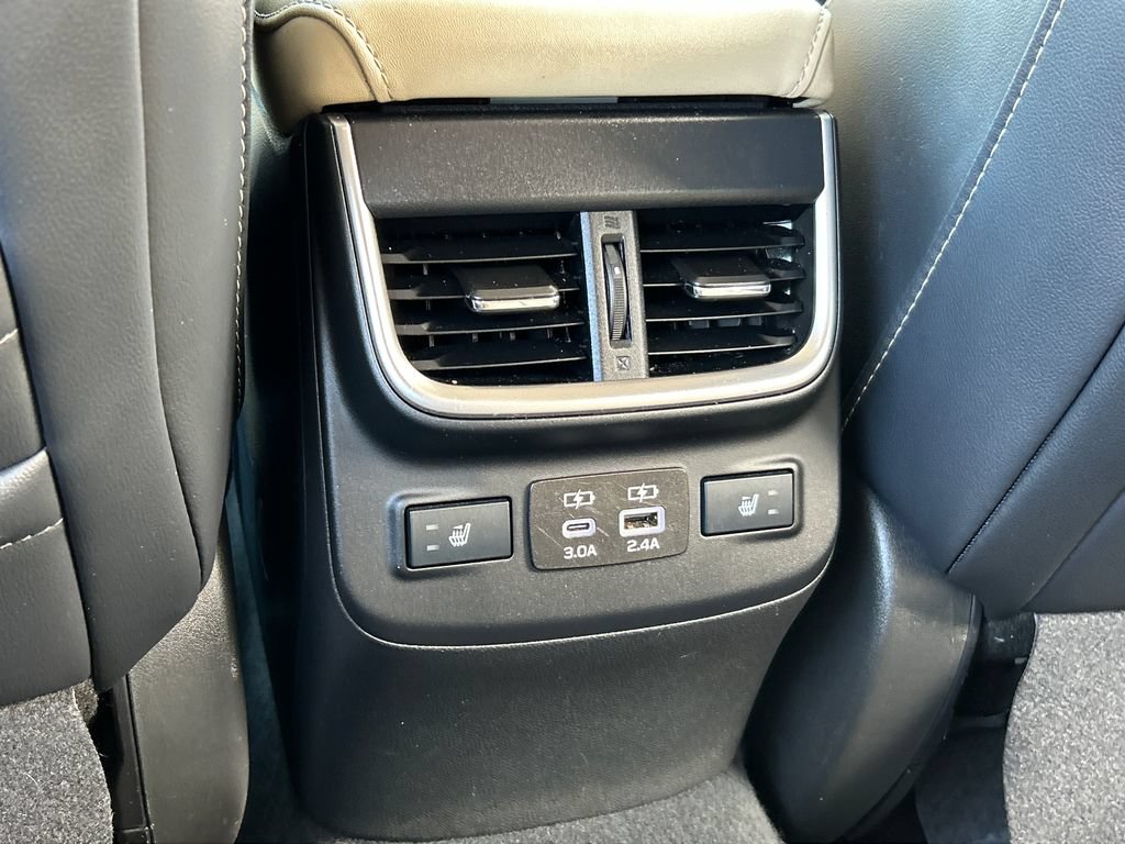 Used 2024 Subaru Outback Limited AWD/4WD image 19